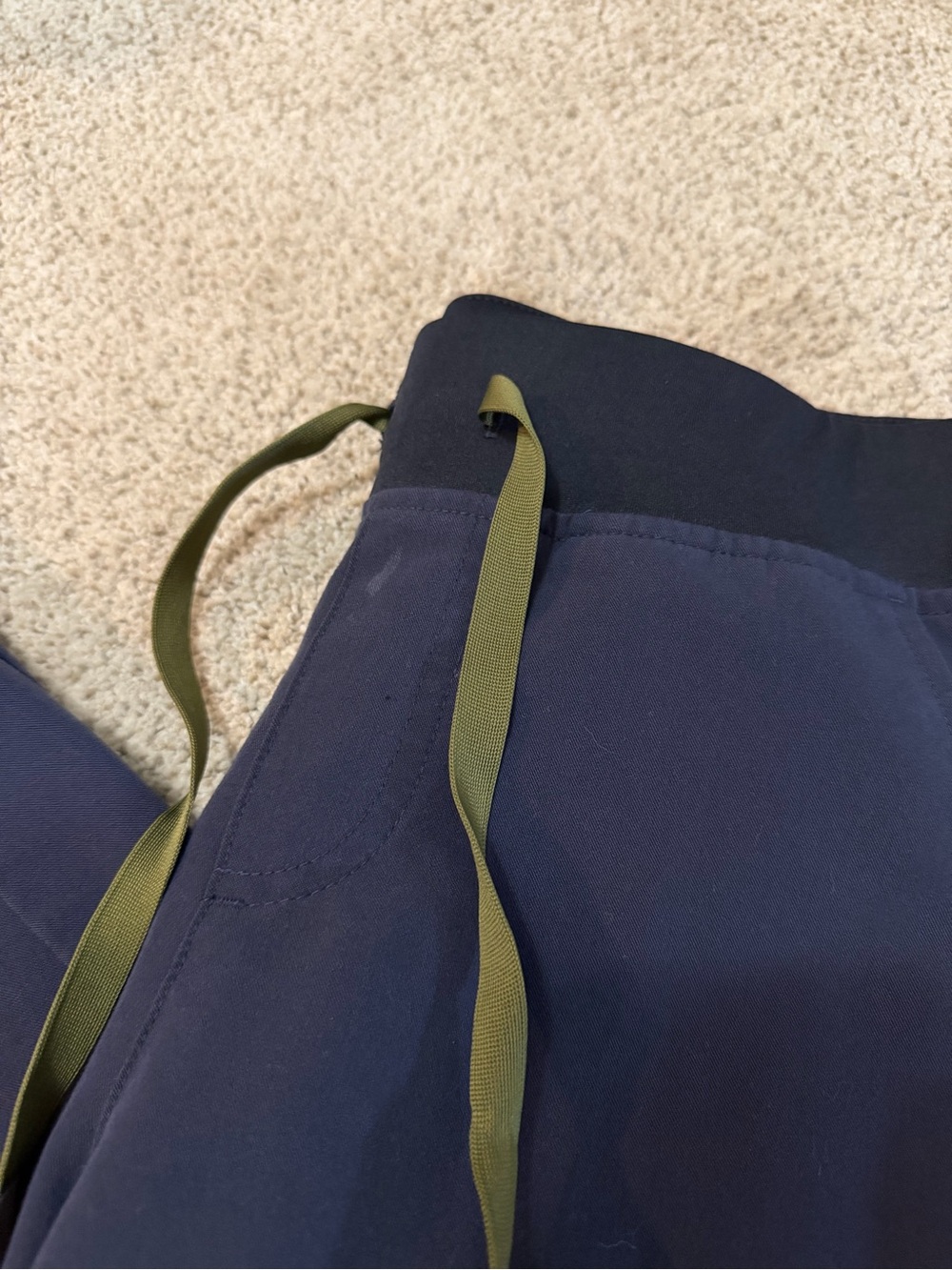 Figs QUIET NAVY Zamora Jogger Scrub Pants - Picture 2 of 3